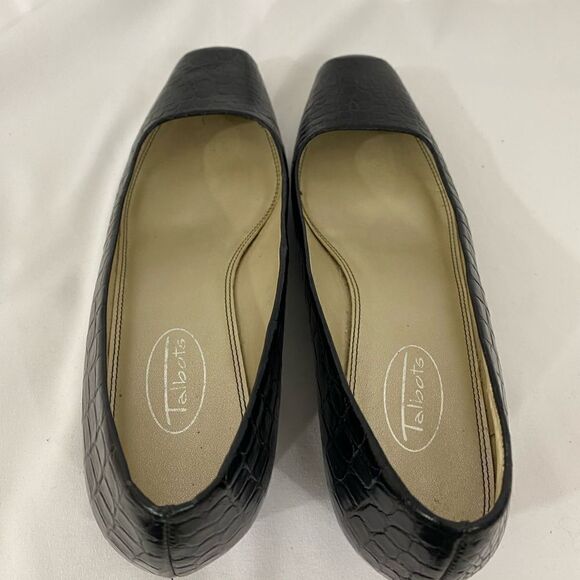 Talbots Black Pumps - Picture 5 of 9